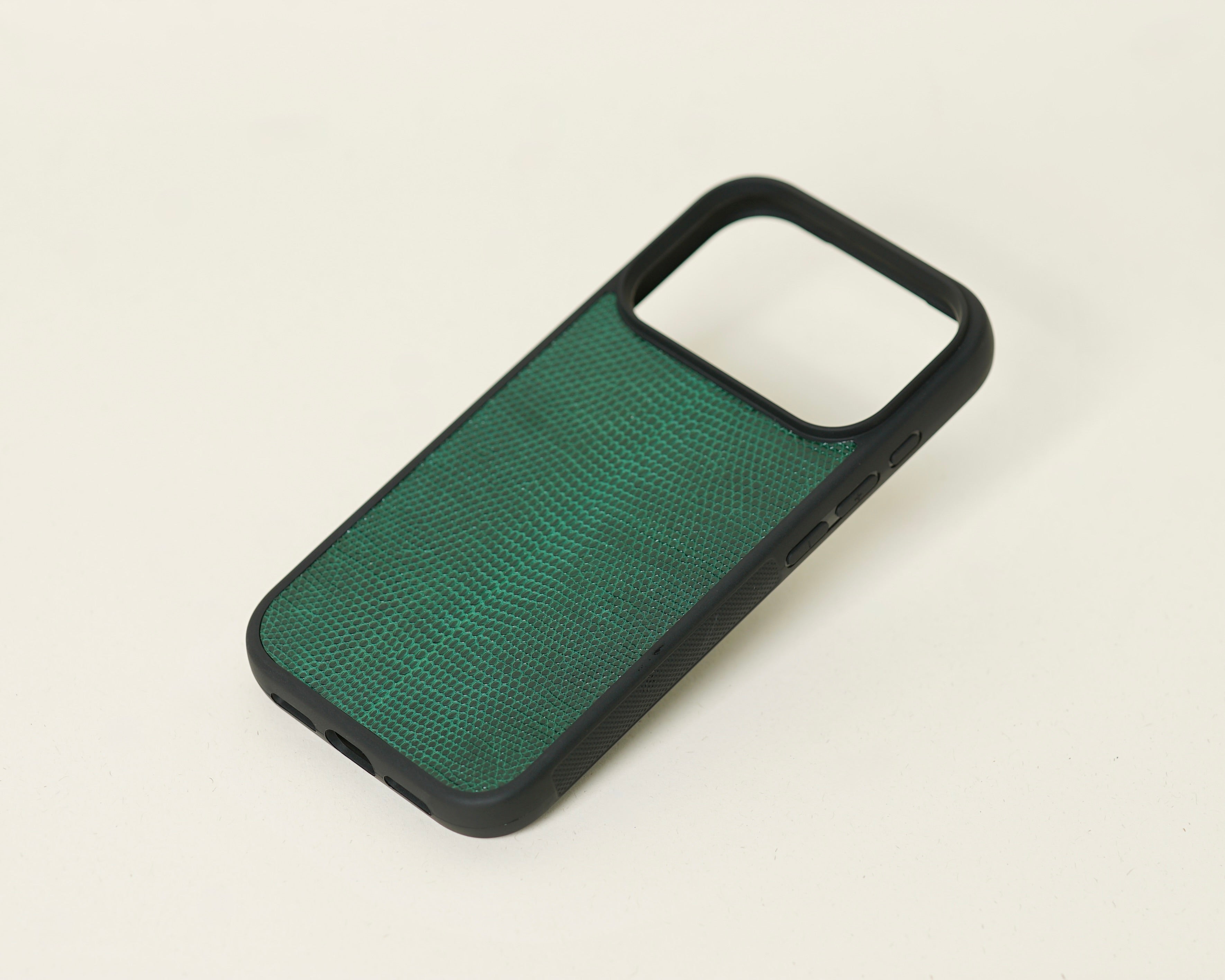 Green Lizard Leather Case compatible with Iphone 17 Pro