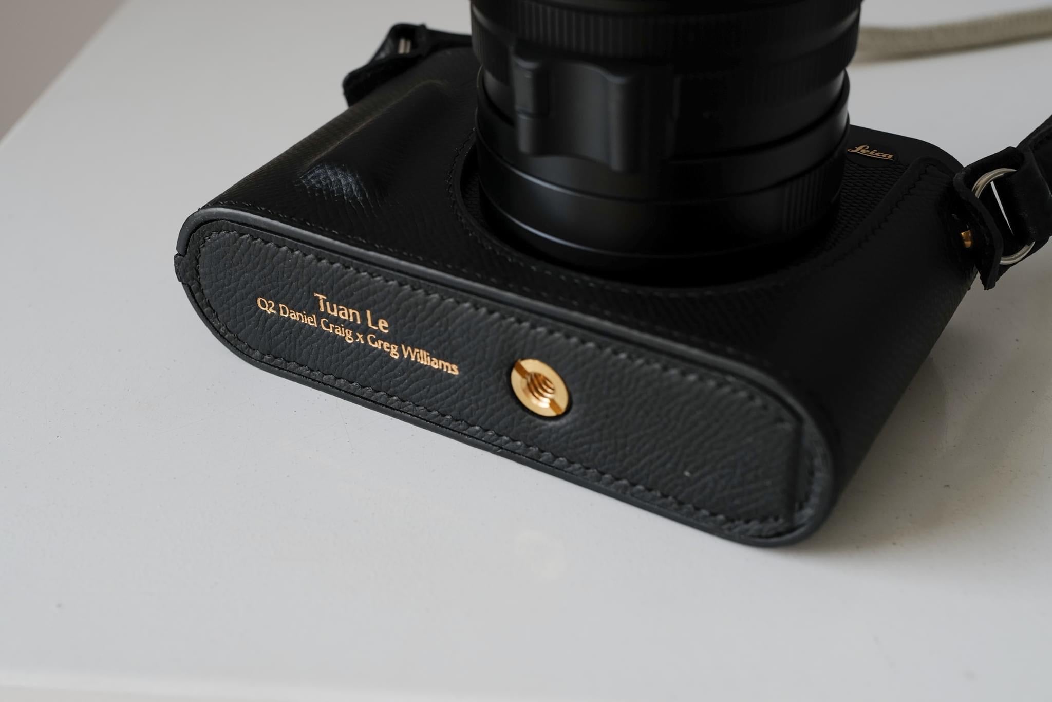 Black Epsom Leather for Leica Q2