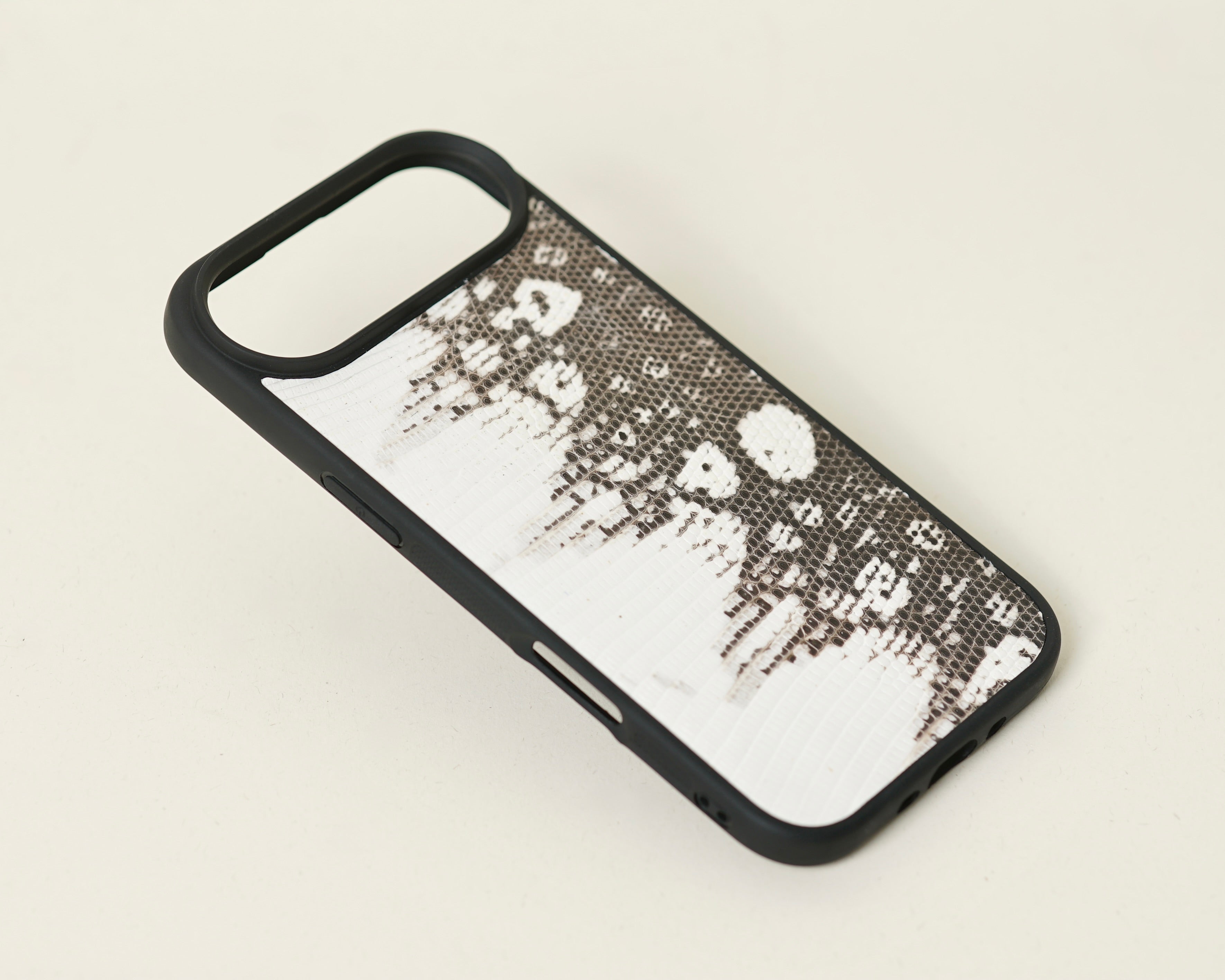 White Ombre Brown Lizard Leather Case compatible with Iphone 17 Air