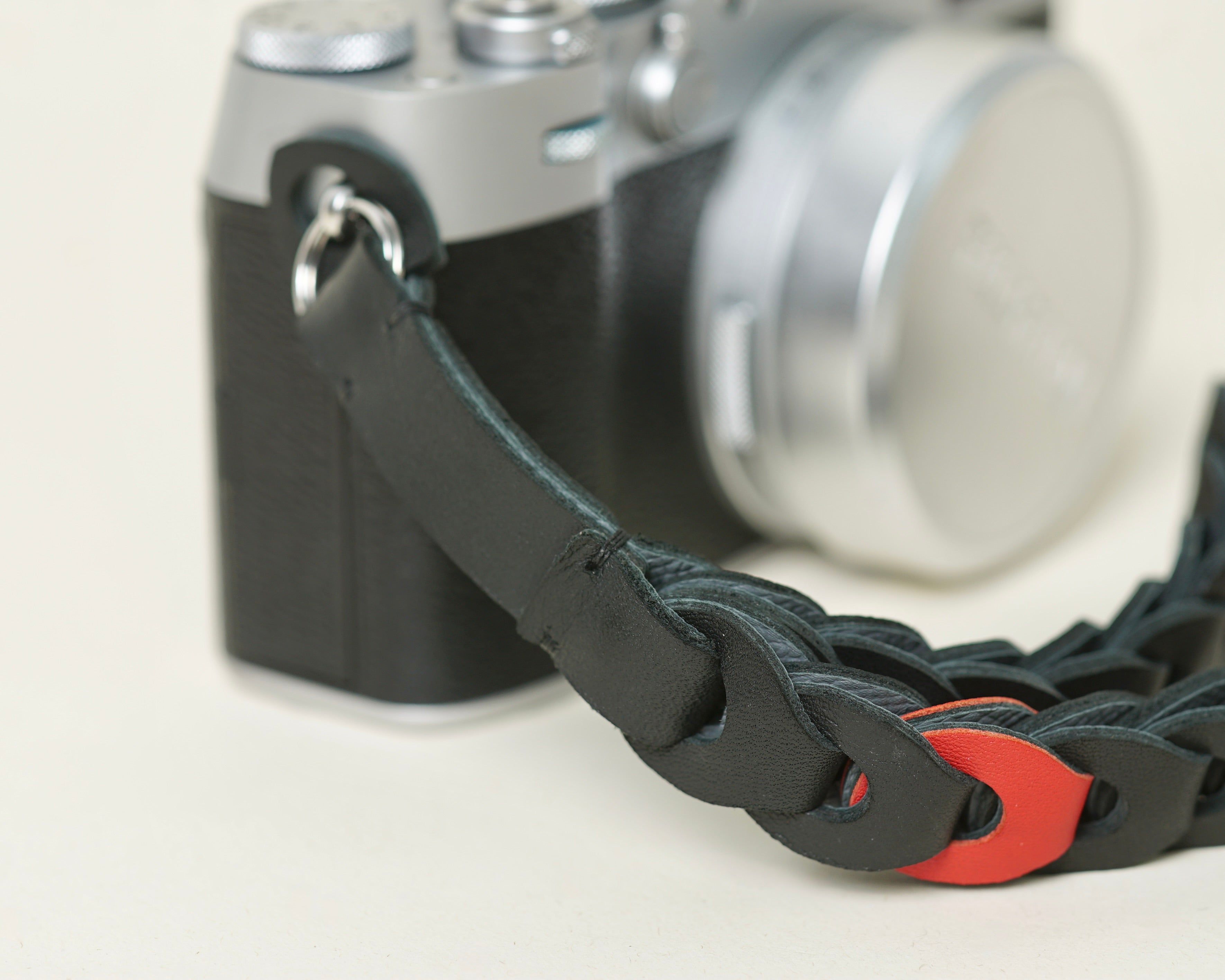 Hand Strap Black mix Red Swift Leather