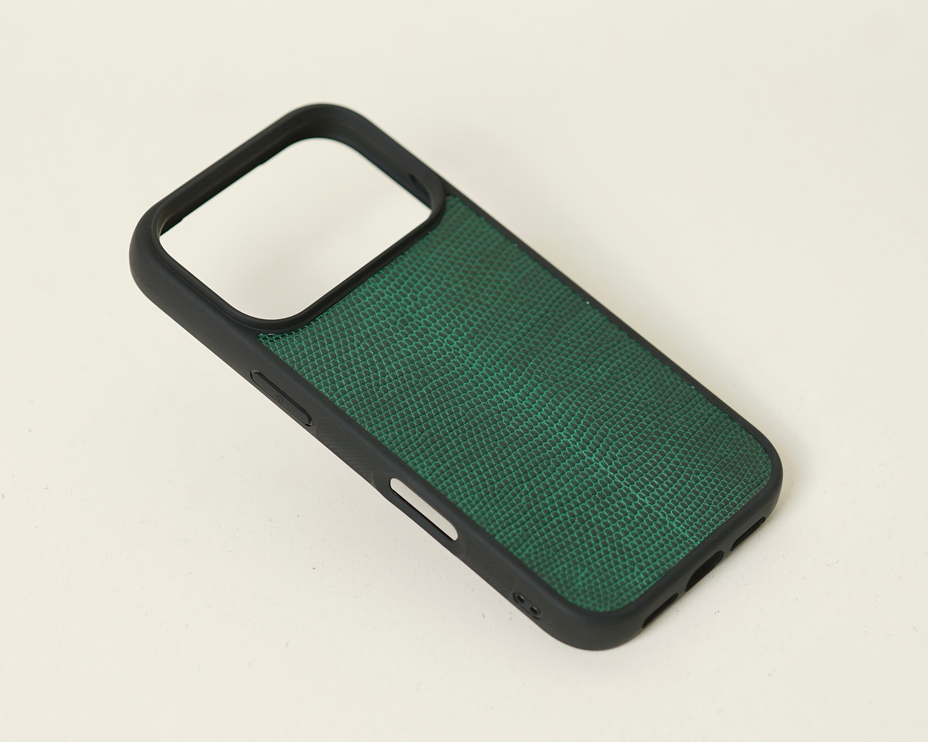 Green Lizard Leather Case compatible with Iphone 17 Pro