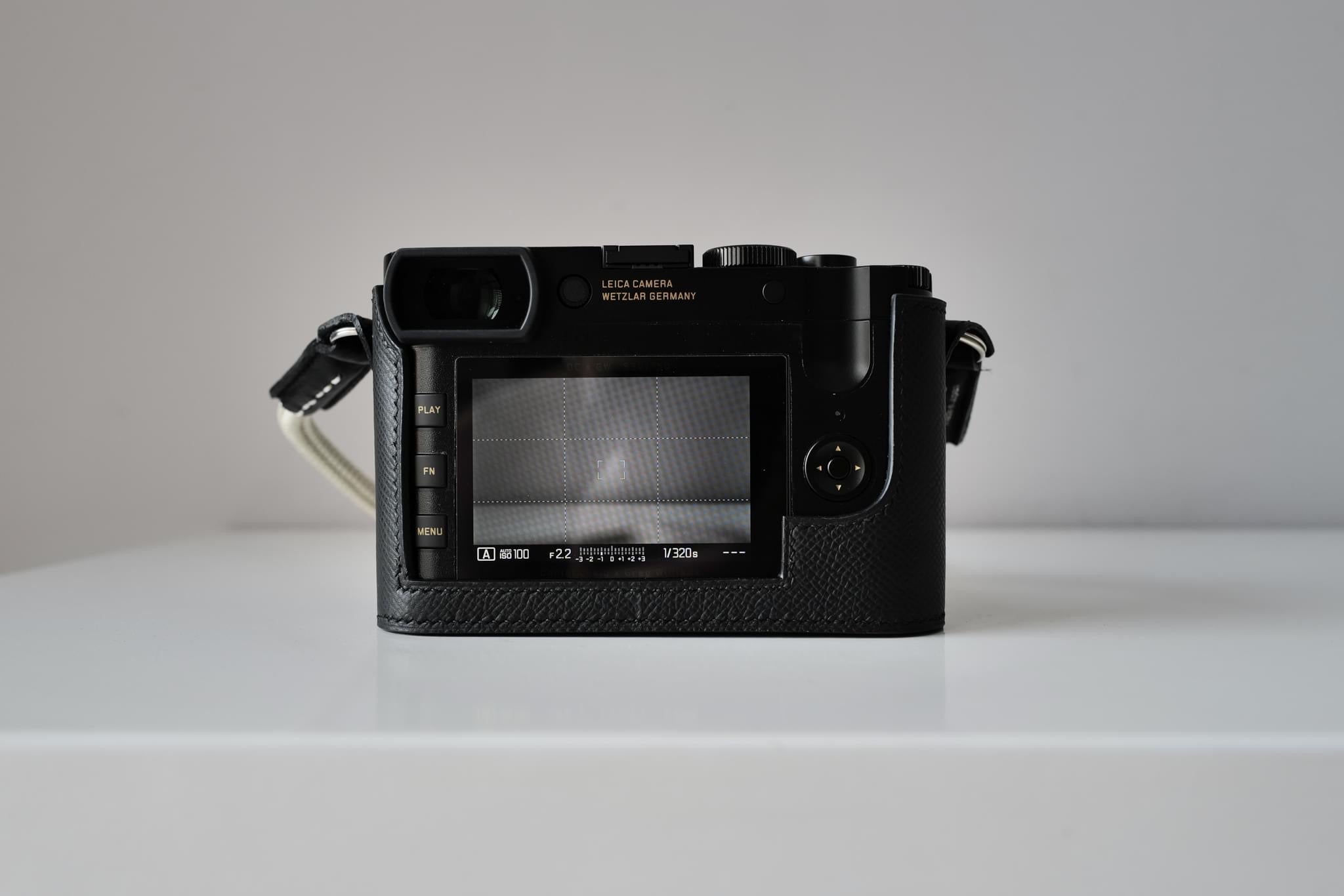 Black Epsom Leather for Leica Q2